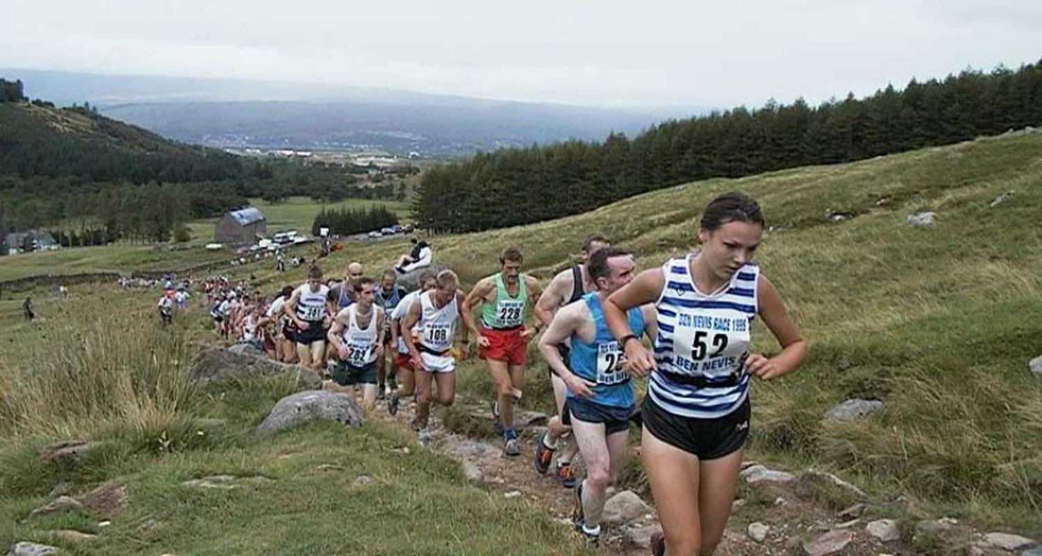 The 500+ runners include girls too